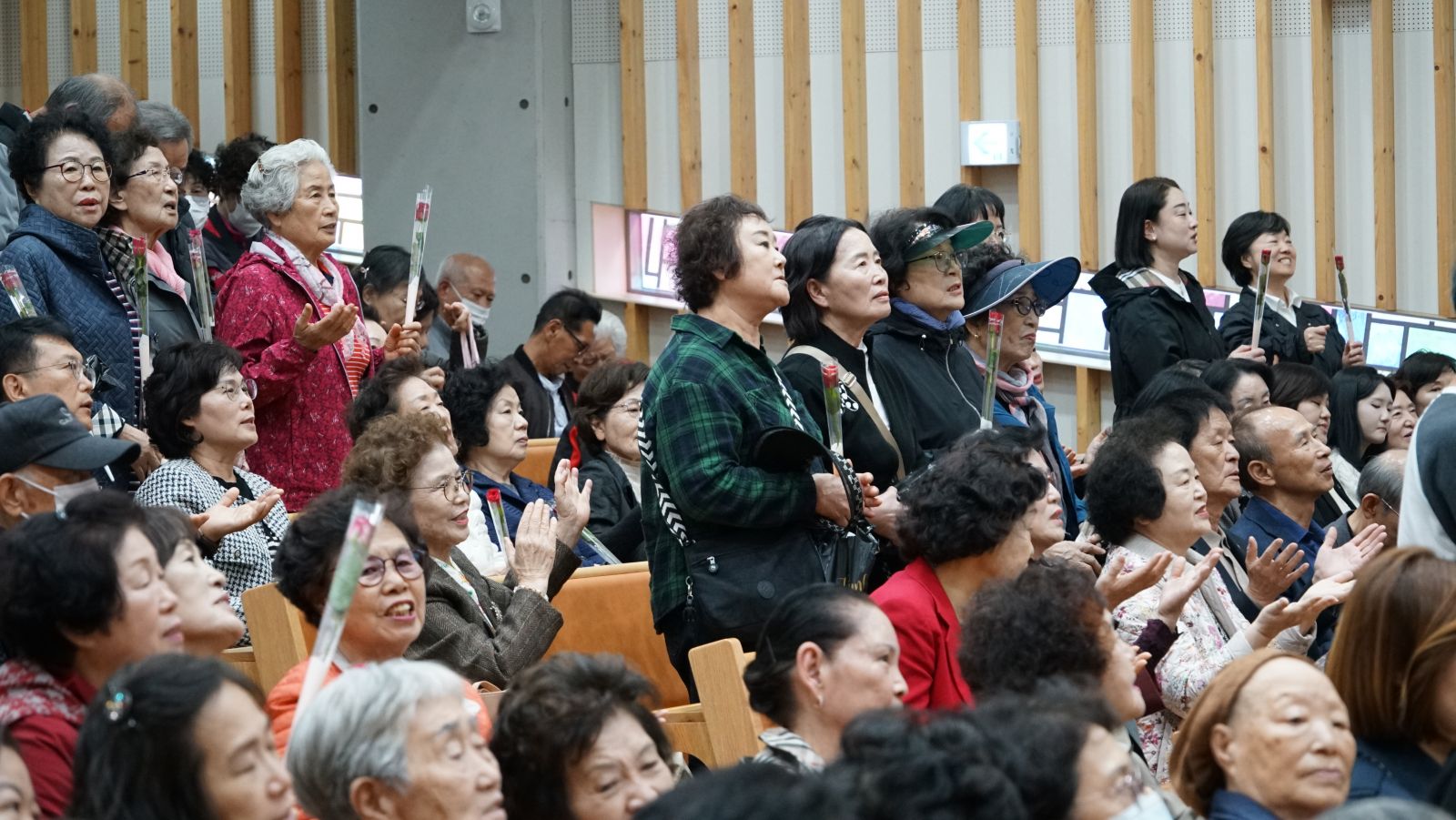 2025.11.02 새생명초청주일  (137).JPG