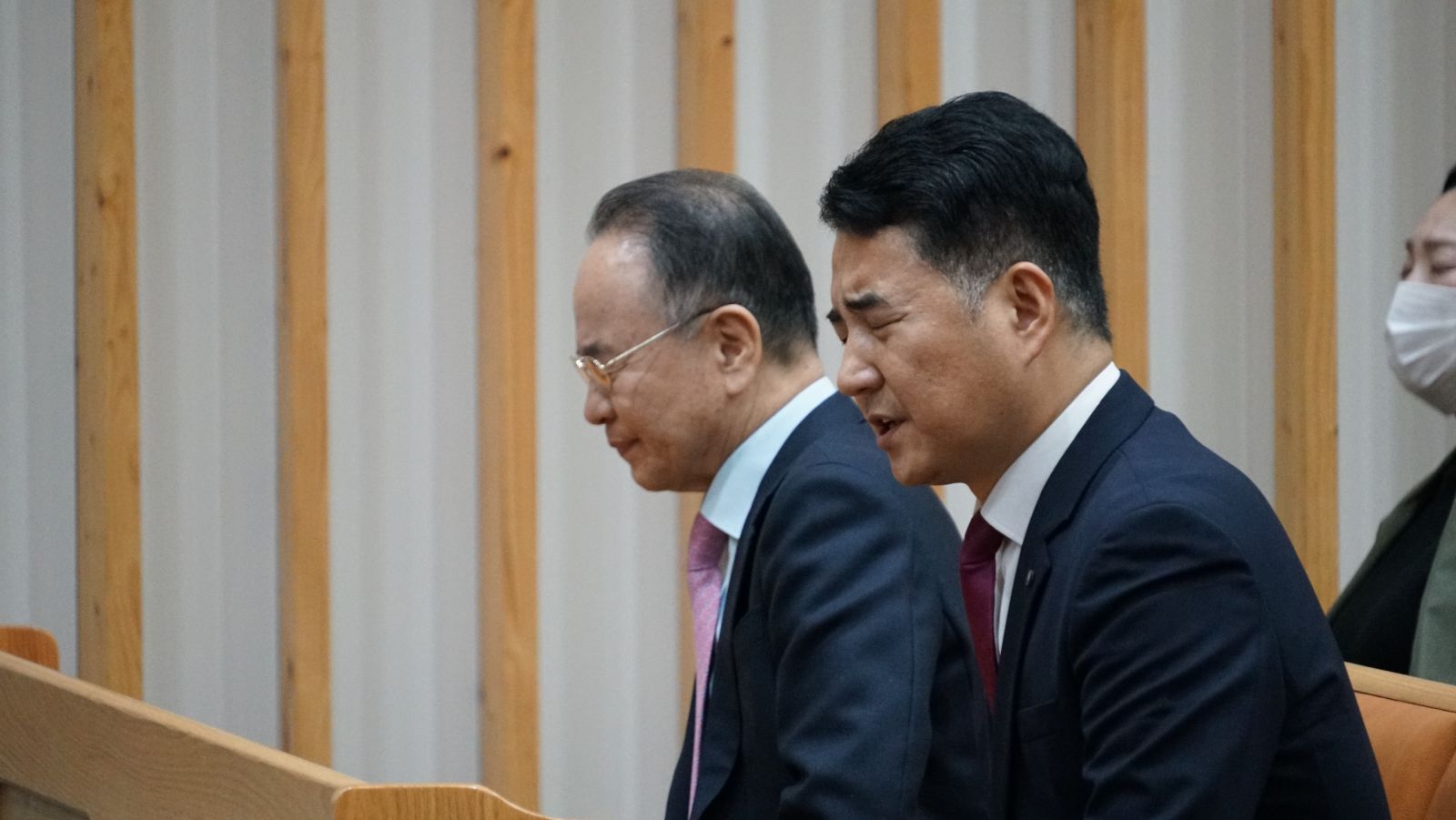 2025.11.10 R2 동래중앙 심령부흥회 1일차 (6).JPG