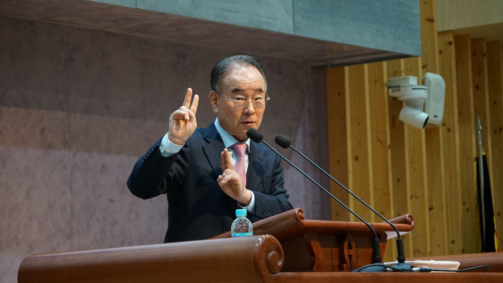 2025.11.10 R2 동래중앙 심령부흥회 1일차 (92).JPG