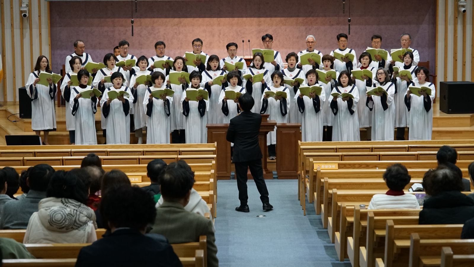 2025.11.11 R2 동래중앙 심령부흥회 2일차 (54).JPG