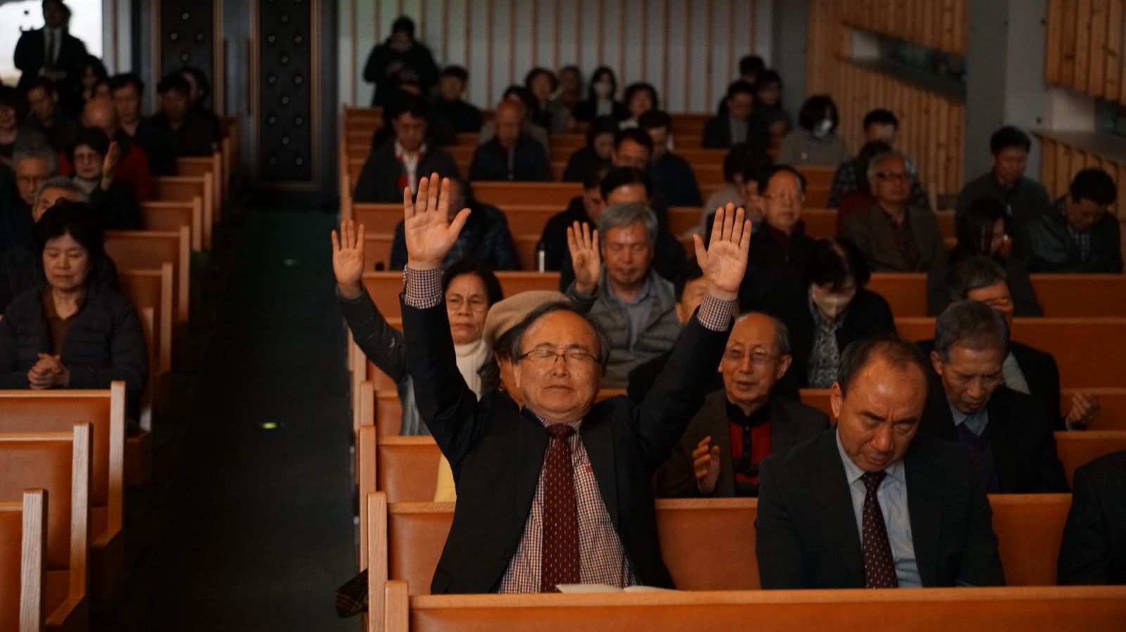 2025.11.12 R2 동래중앙 심령부흥회 3일차 (96).JPG